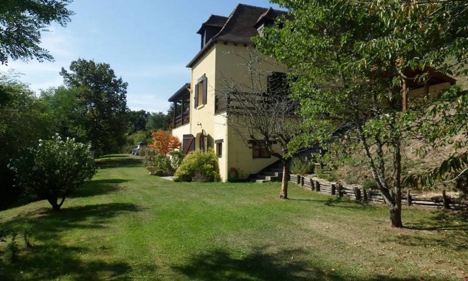 Villefranche-du-Perigord House | 191 m² House ∙ 5 bedrooms ∙ 10 guests