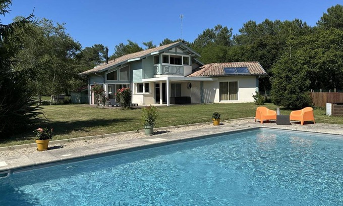 Riviere-Saas-et-Gourby House | 200 m² Gîte ∙ 4 bedrooms ∙ 8 guests