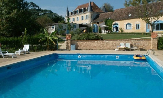 Queyssac House | 200 m² House ∙ 5 bedrooms ∙ 12 guests