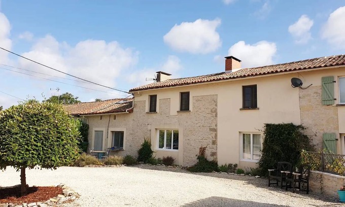 Chaunay House | 200 m² House ∙ 5 bedrooms ∙ 10 guests