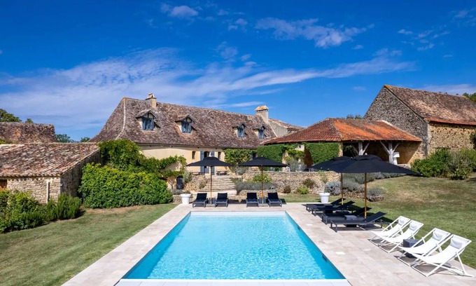 Sainte Croix de Beaumont House | 200 m² House ∙ 5 bedrooms ∙ 10 guests