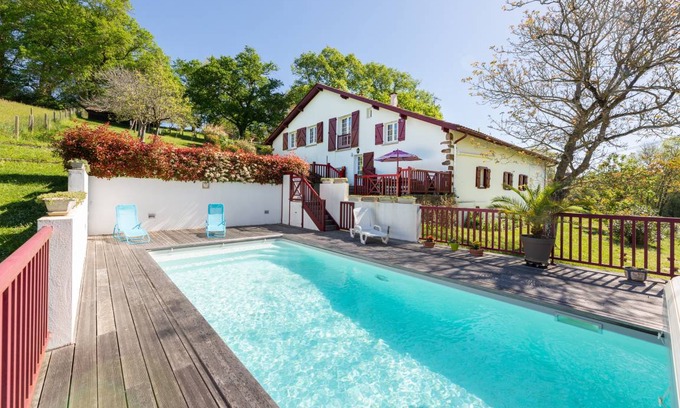 Amorots-Succos House | 200 m² House ∙ 3 bedrooms ∙ 6 guests