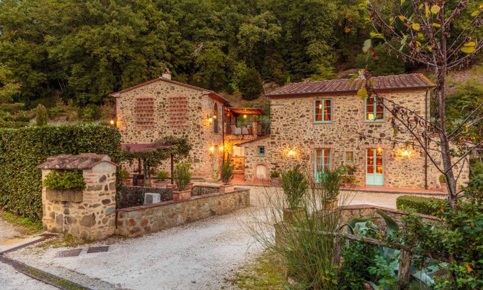 Lamporecchio Villa | 200 m² Villa ∙ 5 bedrooms ∙ 10 guests
