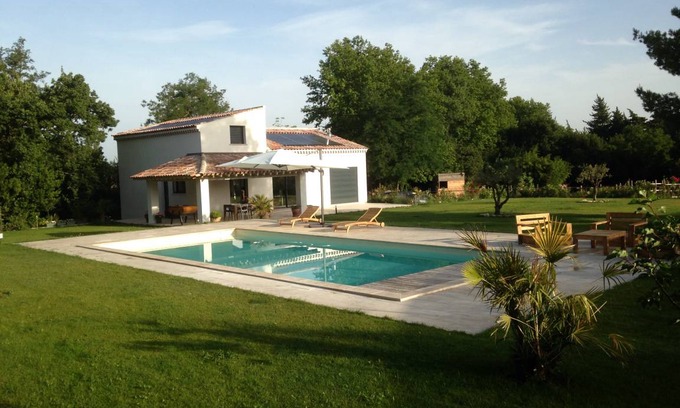 Eyragues Villa | 200 m² Villa ∙ 5 bedrooms ∙ 10 guests