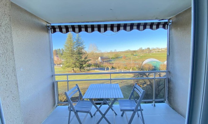 La Roche-Posay Apartment | 21 m² Apartment ∙ 1 bedroom ∙ 3 guests