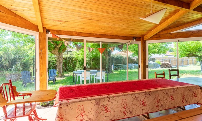 Parentis-en-Born House | 211 m² House ∙ 6 bedrooms ∙ 15 guests