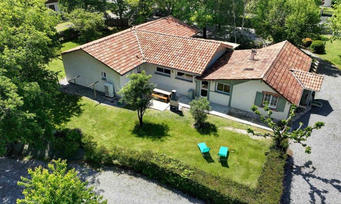 Leon House | 220 m² Gîte ∙ 6 bedrooms ∙ 15 guests