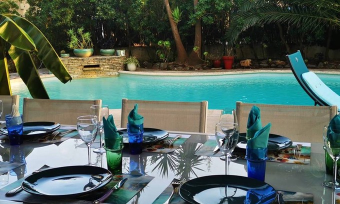Toulon - Hyeres Villa | 220 m² Villa ∙ 5 bedrooms ∙ 10 guests