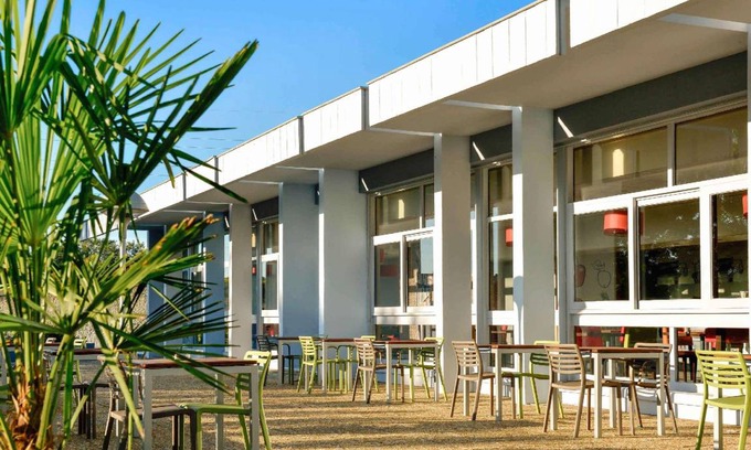 Champniers Hotel | 23 m² Hotel ∙ 10 guests