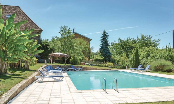 Jumilhac-le-Grand House | 248 m² House ∙ 4 bedrooms ∙ 10 guests