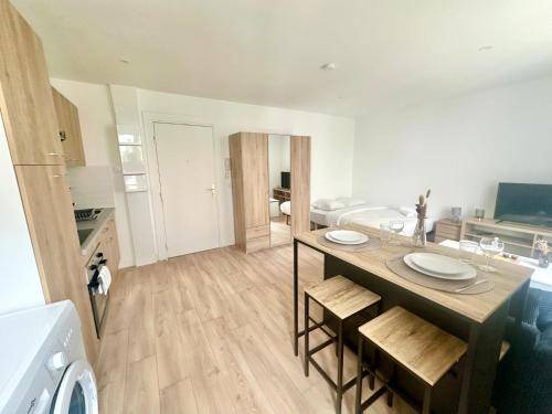 Limoges Apartment | 25 m² Apartment ∙ 1 bedroom ∙ 2 guests