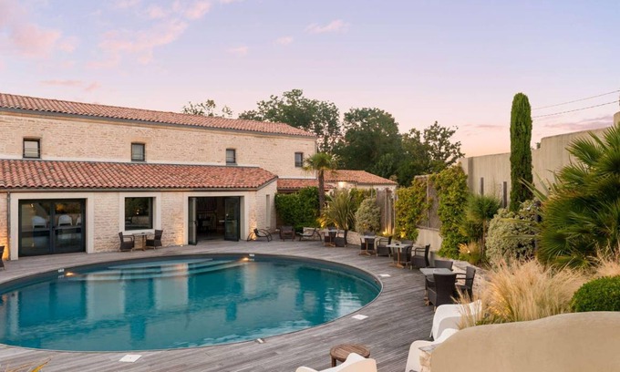 Souche Hotel | 25 m² Hotel ∙ 127 guests