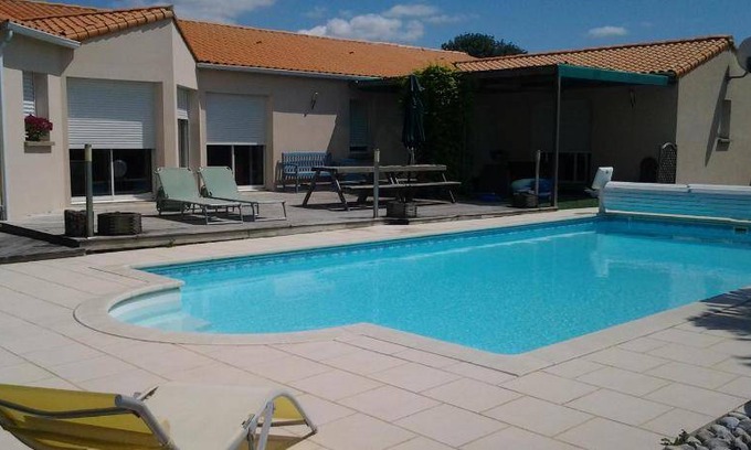 Parthenay Bed & Breakfast | 27 m² Bed and breakfast ∙ 3 guests