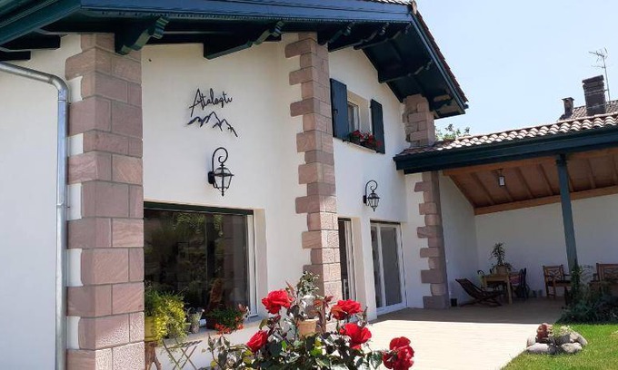 Ascarat Bed & Breakfast | 27 m² Bed and breakfast ∙ 5 bedrooms ∙ 10 guests