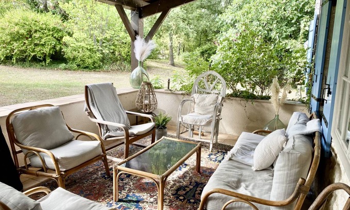 Eymet House | 285 m² House ∙ 9 bedrooms ∙ 20 guests