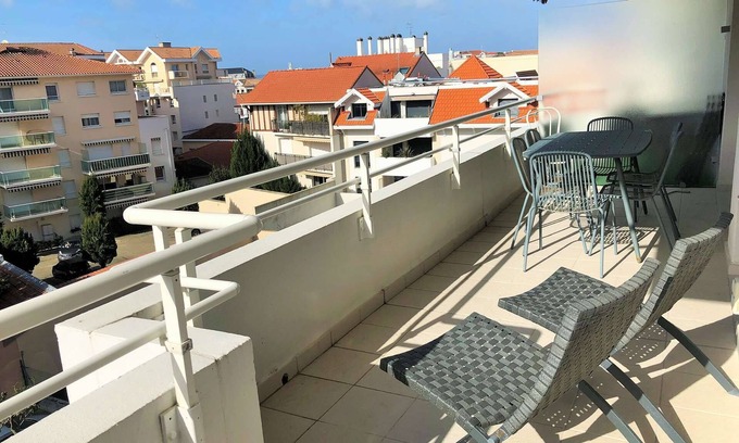 Arcachon Apartment | 3 rooms comfort with private parking center