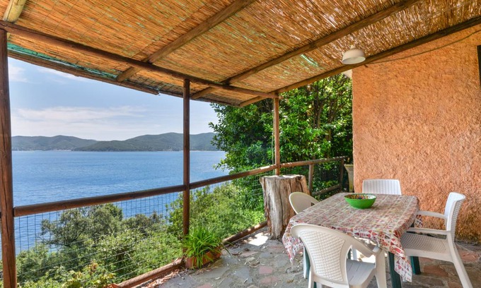 Bagno-Sprizze House | 30 m² Farmhouse ∙ 1 bedroom ∙ 2 guests