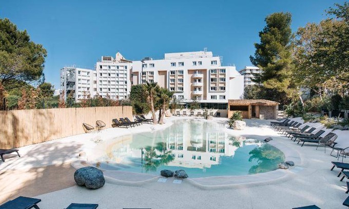 Vielle-Chapelle Hotel | 30 m² Hotel ∙ 127 guests