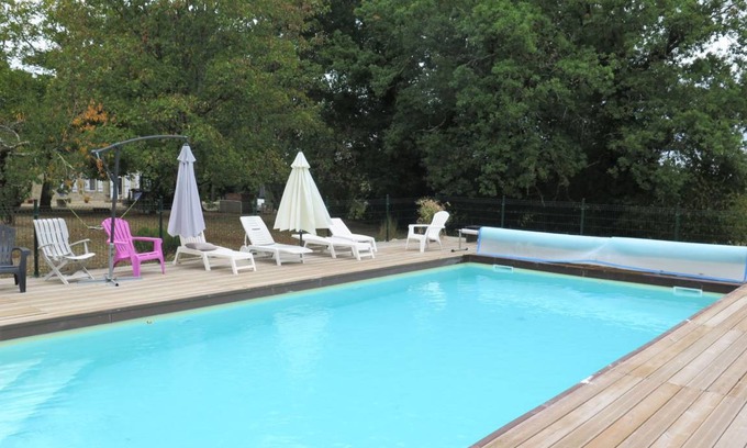 Bonneville-et-St-Avit-de-Fumadieres House | 300 m² House ∙ 1 bedroom ∙ 12 guests