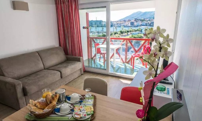 Hendaye Apartment | 31 m² Apartment ∙ 1 bedroom ∙ 4 guests