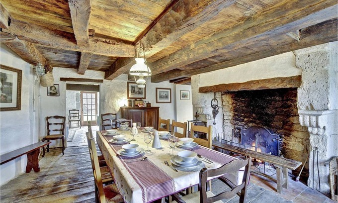 Plaisance House | 330 m² Farmhouse ∙ 7 bedrooms ∙ 10 guests