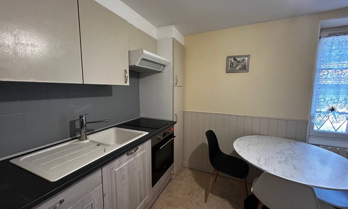 La Roche-Posay Apartment | 34 m² Apartment ∙ 1 bedroom ∙ 4 guests