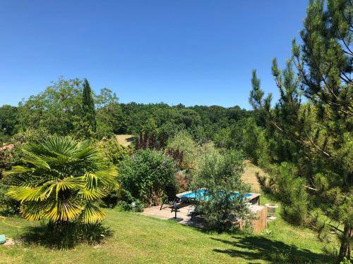 Saint-Paul-Lizonne House | 35 m² House ∙ 2 bedrooms ∙ 4 guests