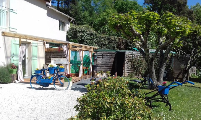 Sarlat-la-Caneda Apartment | 35 m² Studio flat ∙ 1 bedroom ∙ 2 guests