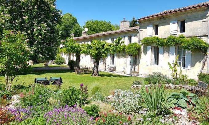 Teuillac Bed & Breakfast | 37 m² Bed and breakfast ∙ 3 guests