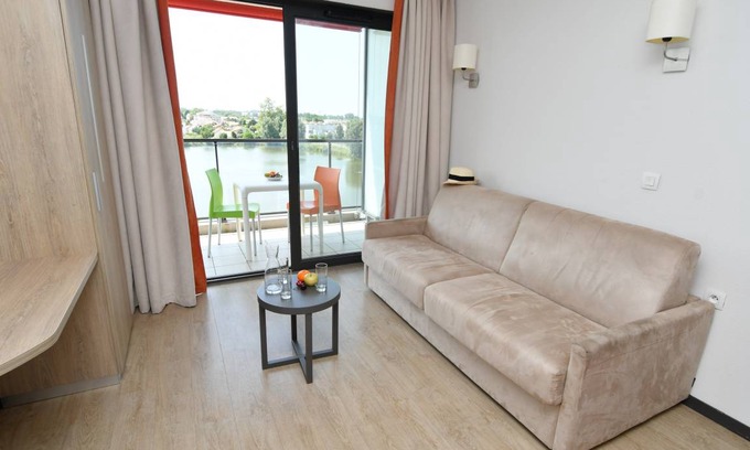 Bordeaux-Lac Condo | 37 m² Condo ∙ 1 bedroom ∙ 4 guests