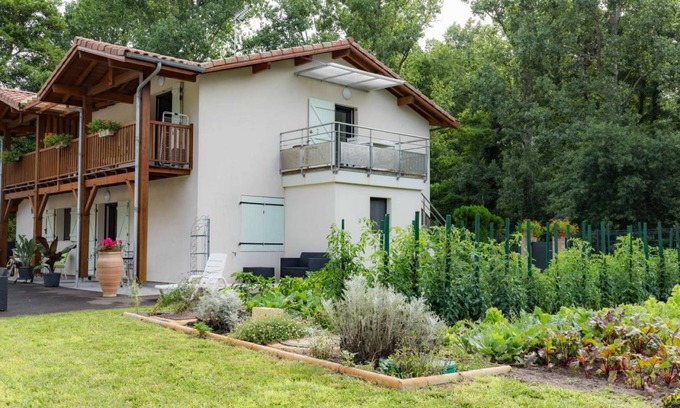 Leon House | 37 m² Gîte ∙ 2 bedrooms ∙ 4 guests