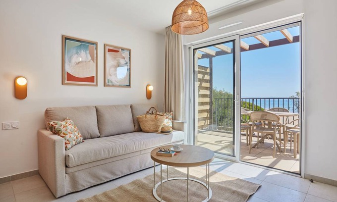 Giens Condo | 39 m² Condo ∙ 1 bedroom ∙ 6 guests