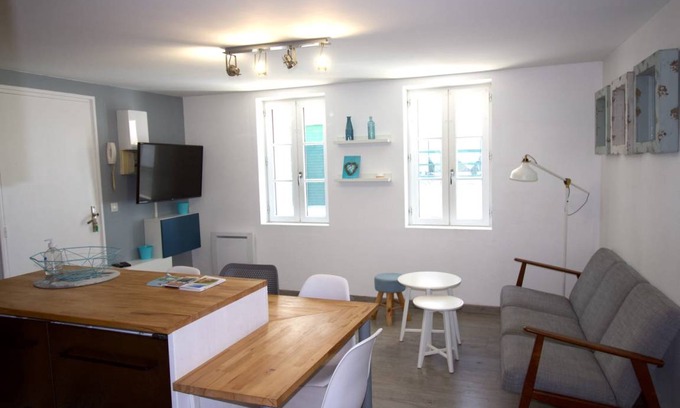 La Flotte Apartment | 40 m² Apartment ∙ 2 bedrooms ∙ 4 guests