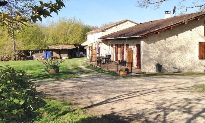 Esclottes Bed & Breakfast | 40 m² Bed and breakfast ∙ 4 guests