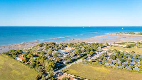 Angoulins Resort | 40 m² Resort ∙ 4 bedrooms ∙ 8 guests