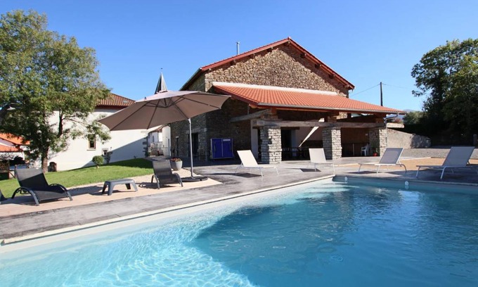Larceveau-Arros-Cibits House | 400 m² Gîte ∙ 6 bedrooms ∙ 10 guests