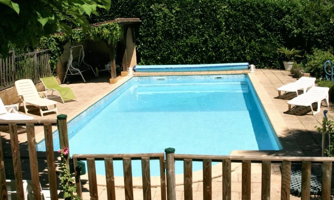 Sarlat-la-Caneda Villa | 42 m² Villa ∙ 1 bedroom ∙ 4 guests