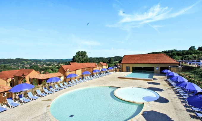 Sarlat-la-Caneda House | 43 m² House ∙ 2 bedrooms ∙ 6 guests