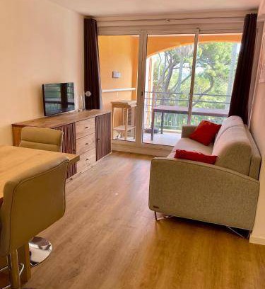 Giens Apartment | 44 m² Apartment ∙ 2 bedrooms ∙ 5 guests