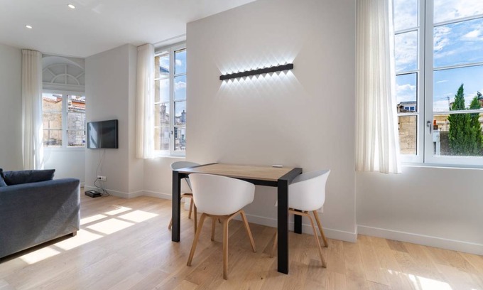 Saint Seurin - Fondaudege Apartment | 45 m² Apartment ∙ 1 bedroom ∙ 3 guests