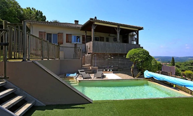 Monflanquin Apartment | 45 m² Apartment ∙ 2 bedrooms ∙ 5 guests
