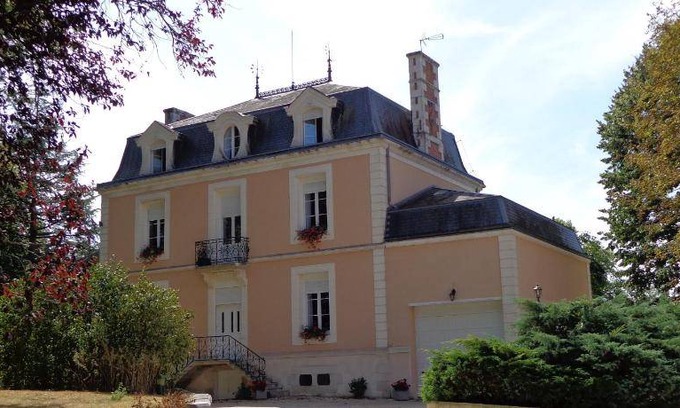 L'Isle-Jourdain Bed & Breakfast | 45 m² Bed and breakfast ∙ 3 guests