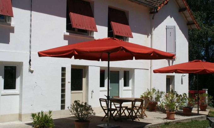 Naves House | 45 m² Gîte ∙ 1 bedroom ∙ 2 guests