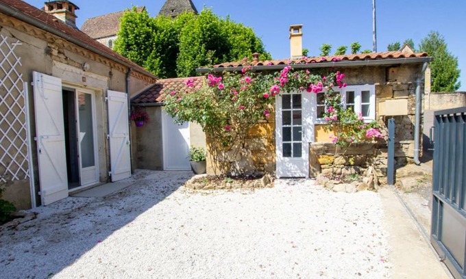 Calviac-en-Perigord Cottage | 50 m² Cabin ∙ 2 bedrooms ∙ 4 guests