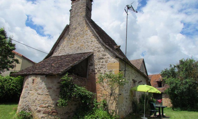 Hautefort House | 50 m² Gîte ∙ 1 bedroom ∙ 2 guests