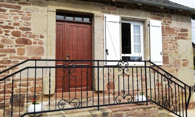Lanteuil House | 50 m² House ∙ 2 bedrooms ∙ 4 guests