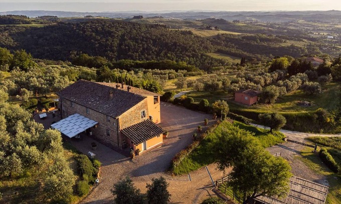 Montelupo Fiorentino Villa | 500 m² Villa ∙ 6 bedrooms ∙ 11 guests