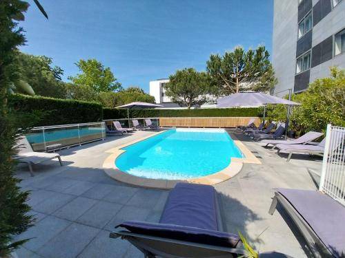 Merignac Apartment | 52 m² Serviced apartment ∙ 8 guests