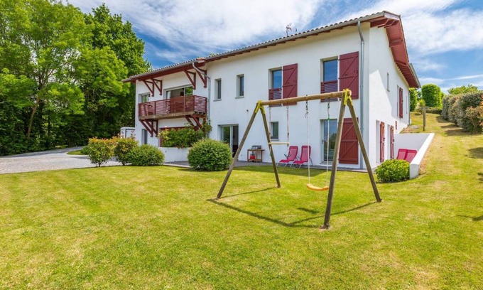Ahetze House | 55 m² Gîte ∙ 2 bedrooms ∙ 4 guests