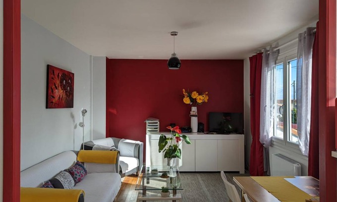 Barbezieux-Saint-Hilaire Apartment | 58 m² Apartment ∙ 2 bedrooms ∙ 4 guests